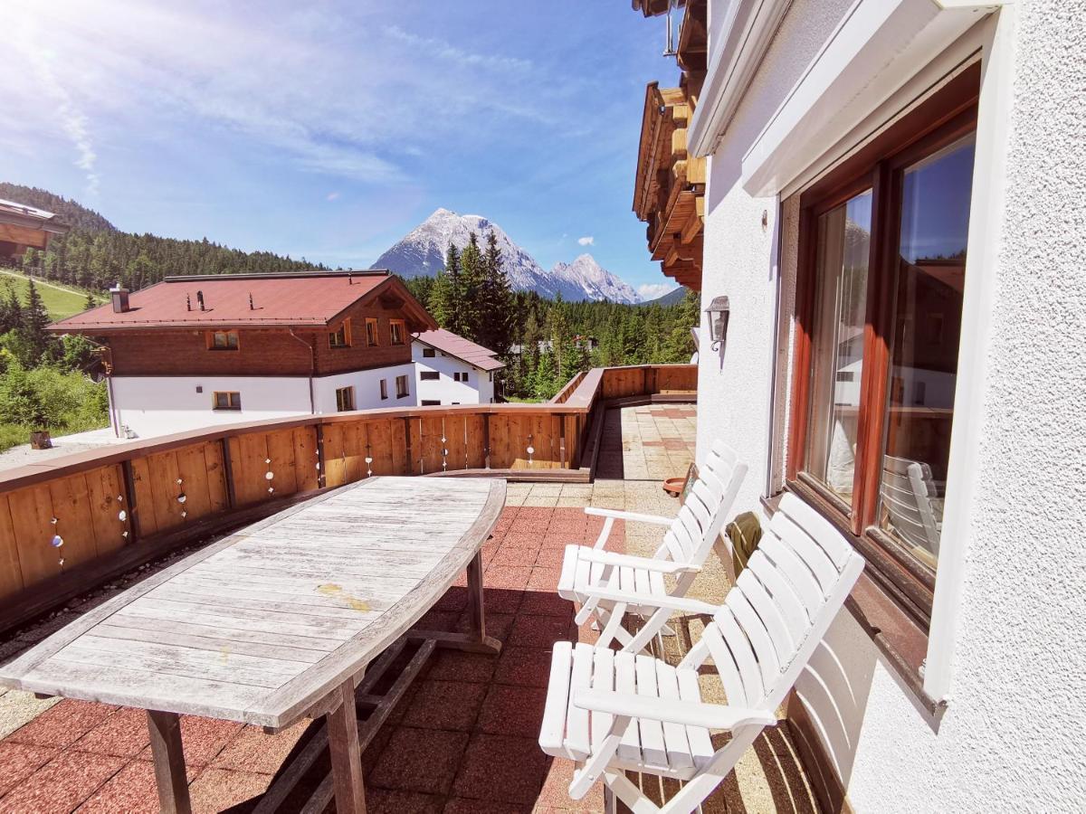 Schickster Sky Lodge Лойташ Екстер'єр фото